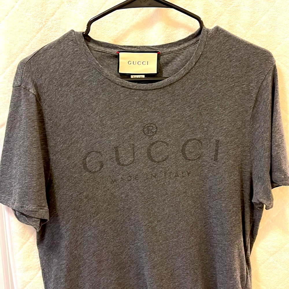 Gucci T-Shirt with Logo Size Medium
